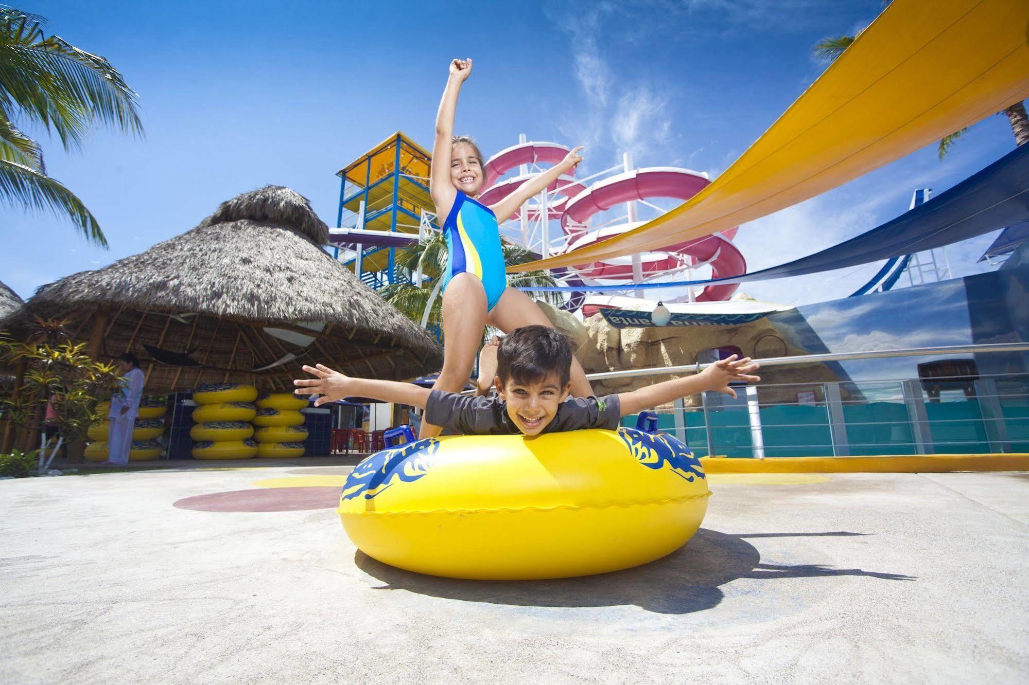 Splash Inn Nuevo Vallarta & Parque Acuatico Exterior foto